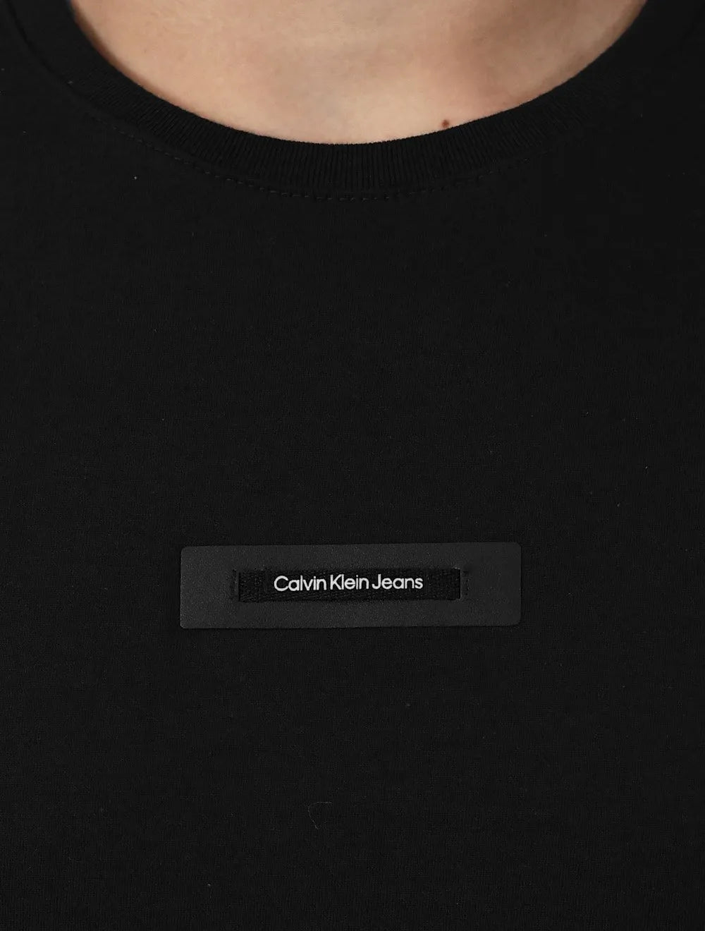 Camiseta Calvin Klein Jeans Masculina Logo Leather Center Preta