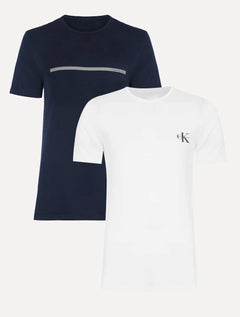 Kit Camisetas Calvin Klein Jeans | Sash e Mono Logo Re Issue Azul Marinho/Branca 2UN