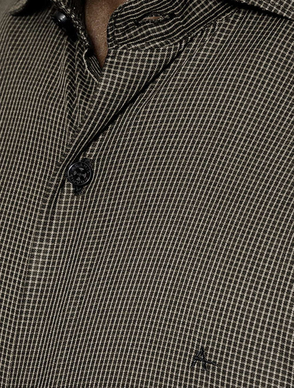 Camisa Aramis Masculina Manga Longa Mini Xadrez Preto Com Cáqui
