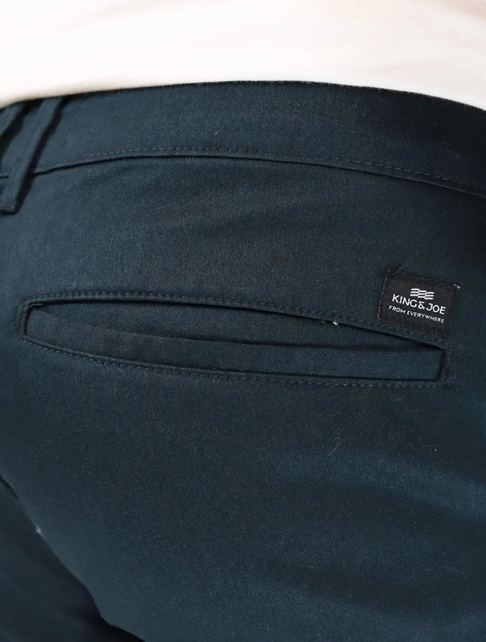 Bermuda King & Joe Masculina Slim Flex Cetim Azul Marinho