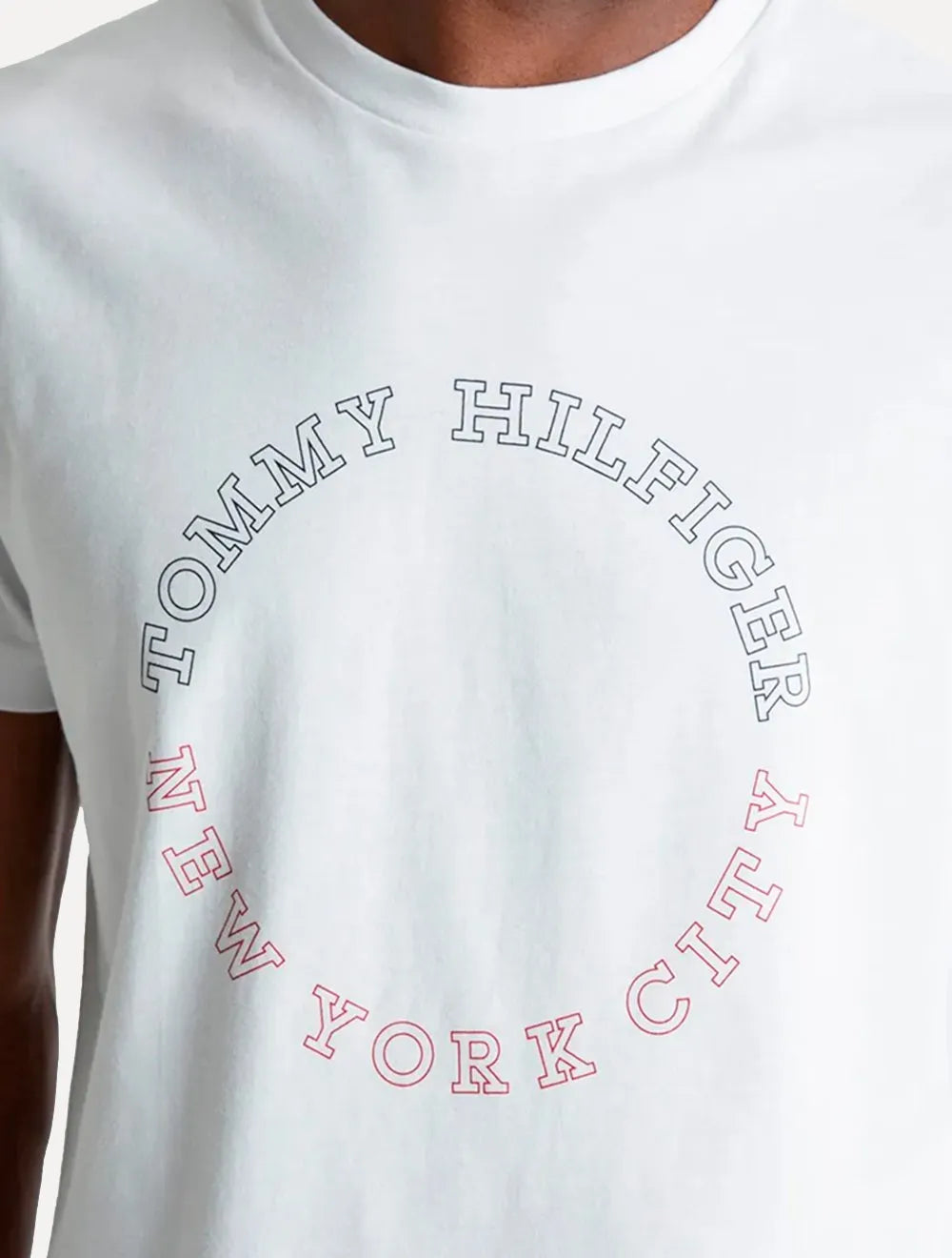 Camiseta Tommy Hilfiger Masculina Monotype Roundle Logo Branca
