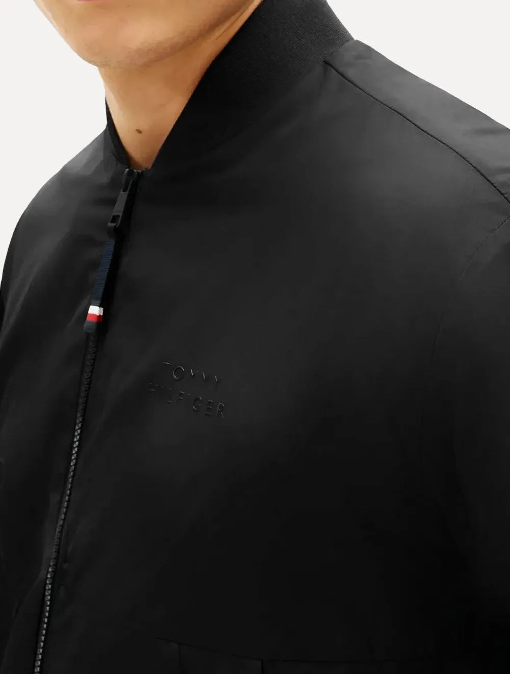 Jaqueta Tommy Hilfiger Branded Rubber Bomber Preta