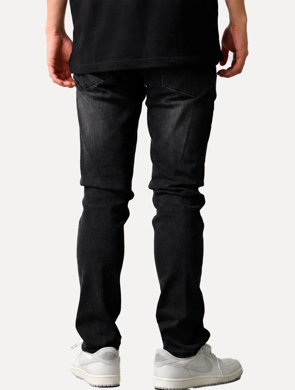 Calça Jeans Empório Armani Masculina J06 Extra Comfort Denim Slim Fit Preta