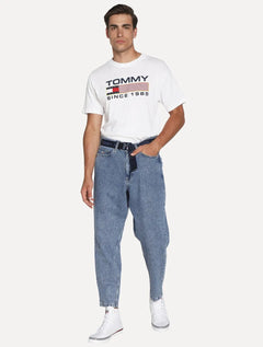 Camiseta Tommy Jeans Masculina Classic Twisted Logo Branca