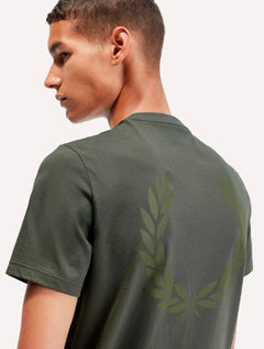 Camiseta Fred Perry Masculina Regular Powder Laurel Graphic Verde