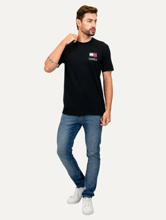 Camiseta Tommy Jeans Masculina Regular Essential Flag Text Preta