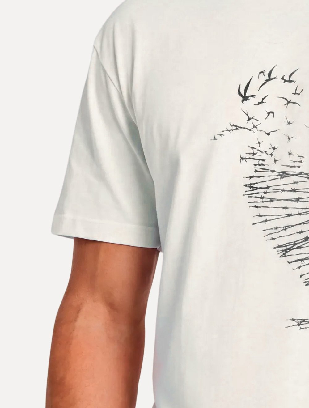 Camiseta Reserva Masculina Pica-Pau Livre Pra Ser Off White