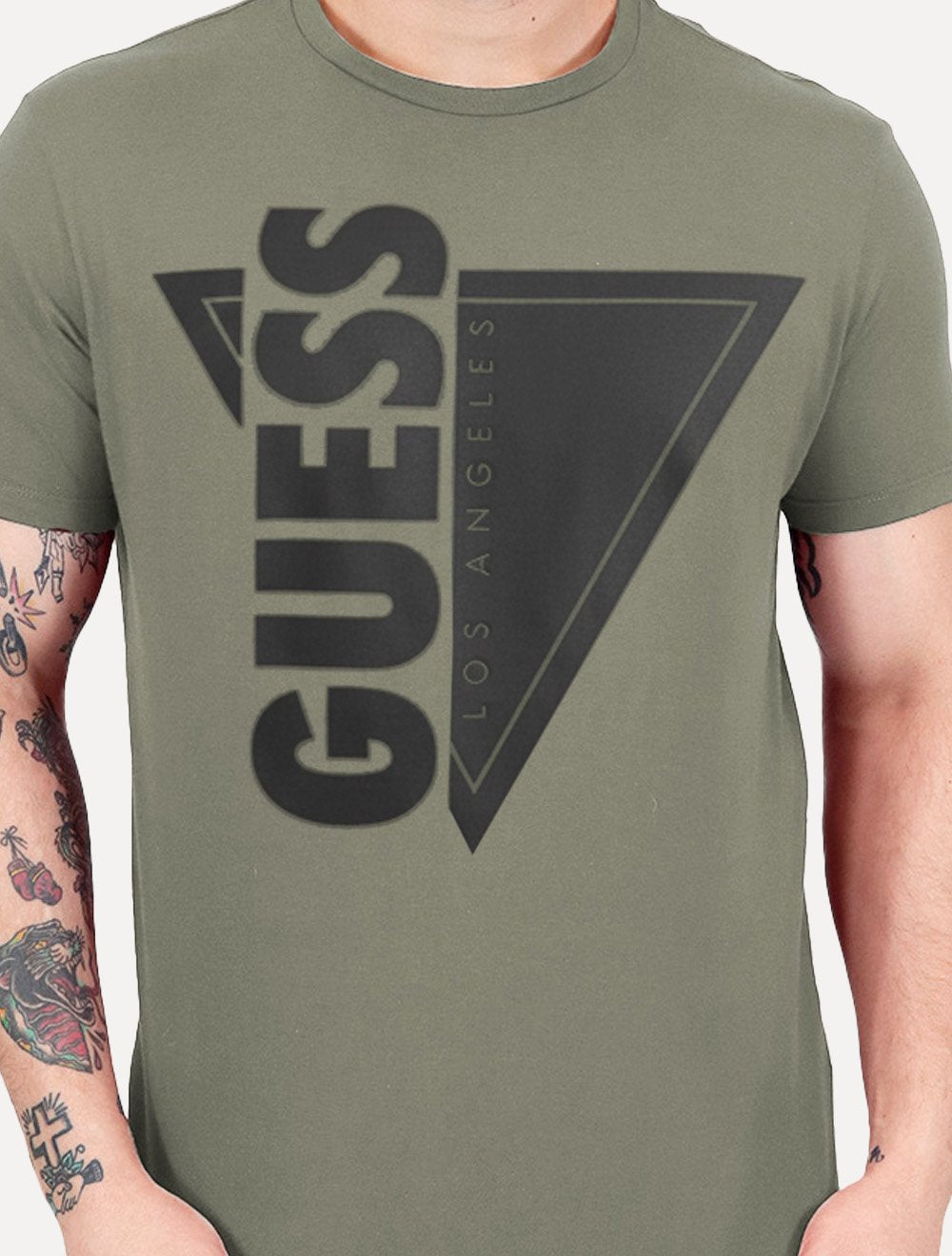 Camiseta Guess Masculina Los Angeles Triângulo Rubber Verde Escuro