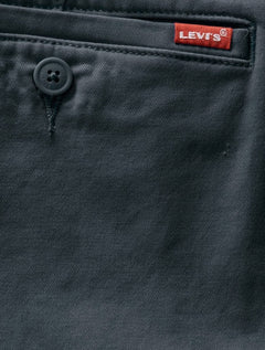 Calça Levis Masculina de Sarja Slim Taper XX Chino Azul Marinho
