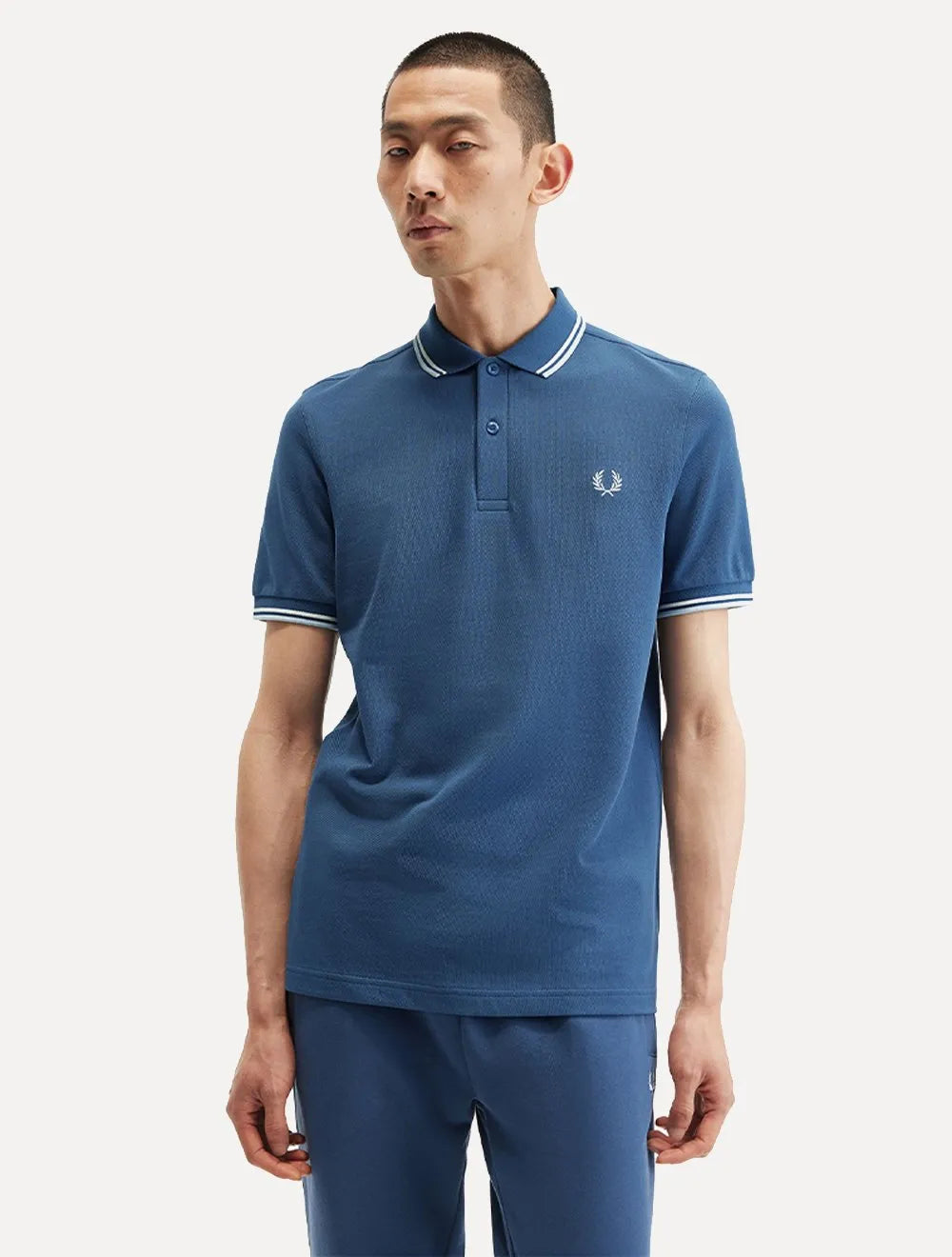 Polo Fred Perry Masculina Piquet Regular White Blue Twin Tipped Azul