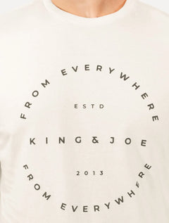 Camiseta King & Joe Masculina Circle From Everywhere Off White