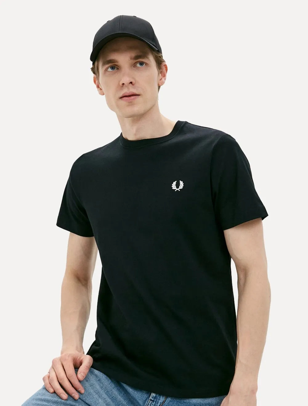 Camiseta Fred Perry Masculina Regular Crewneck Logo Preta
