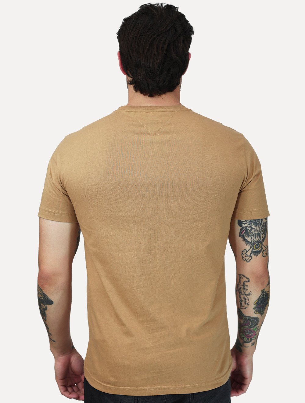 Camiseta Tommy Hilfiger Masculina Brand Love Big Graphic Cáqui  Médio