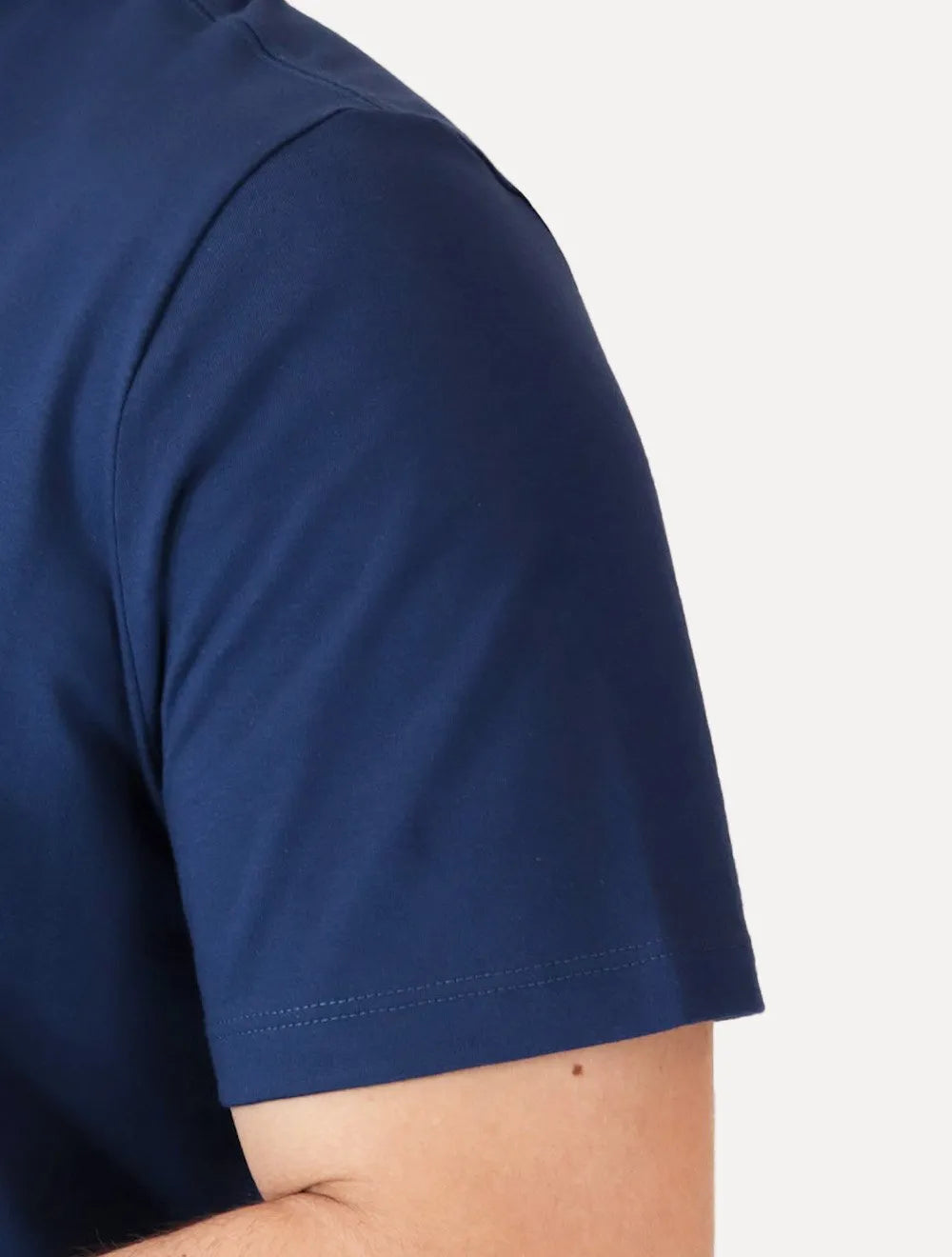 Camiseta Dudalina Masculina Essentials Modal Logo Azul Escuro