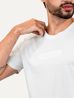 Camiseta John John Masculina Regular Embossed White Branca