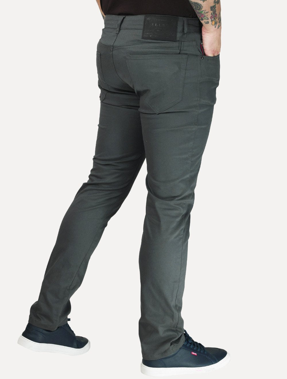Calça Ellus Masculina Sarja Slim Color Twill Power Chumbo