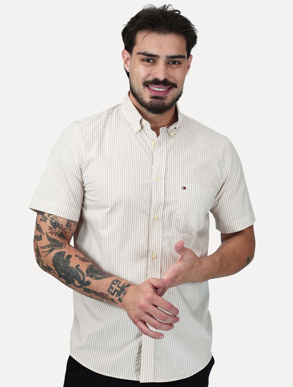 Camisa Tommy Hilfiger Masculina Manga Curta Regular Listrada Oxford Cáqui