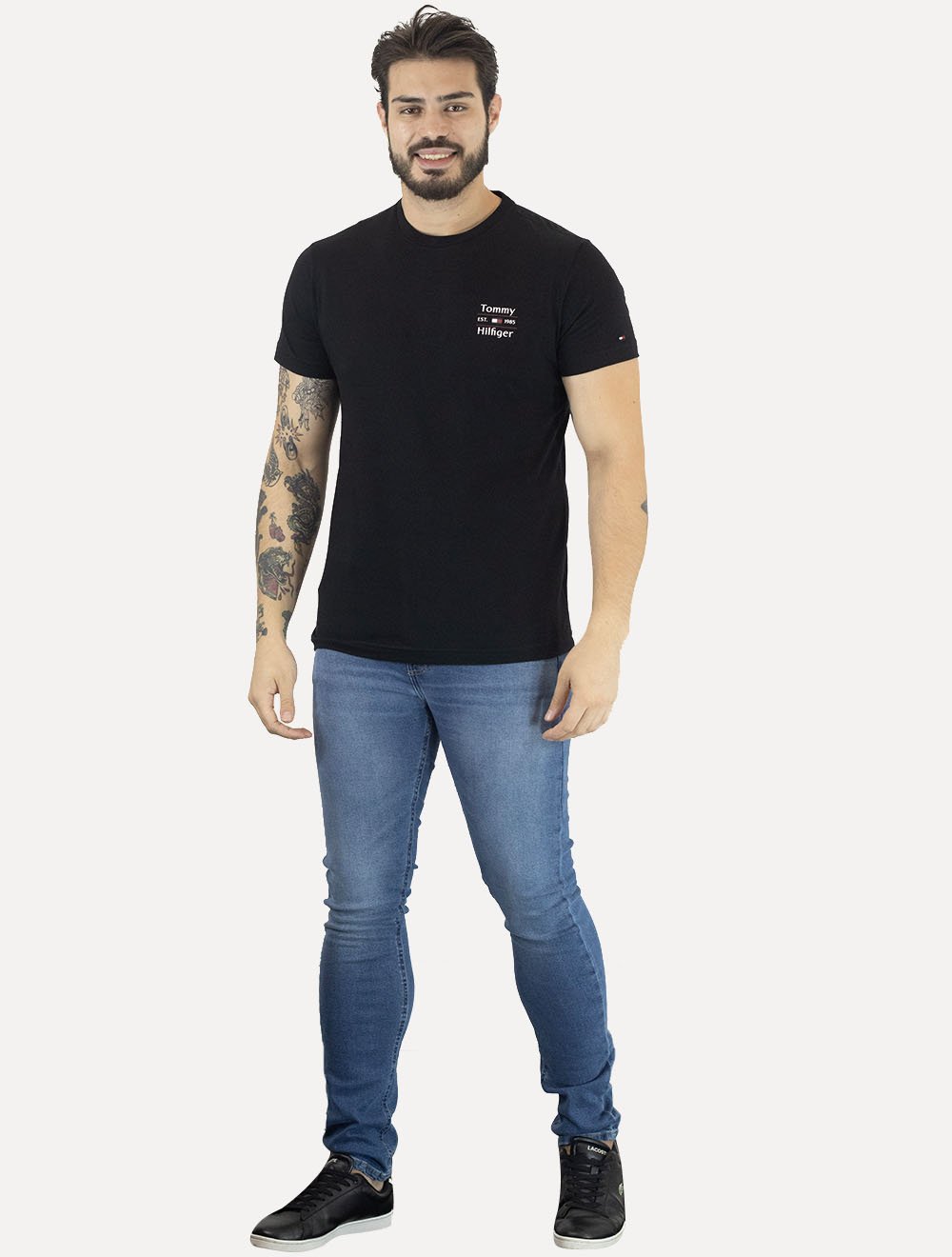 Camiseta Tommy Hilfiger Masculina Regular Stack Preta
