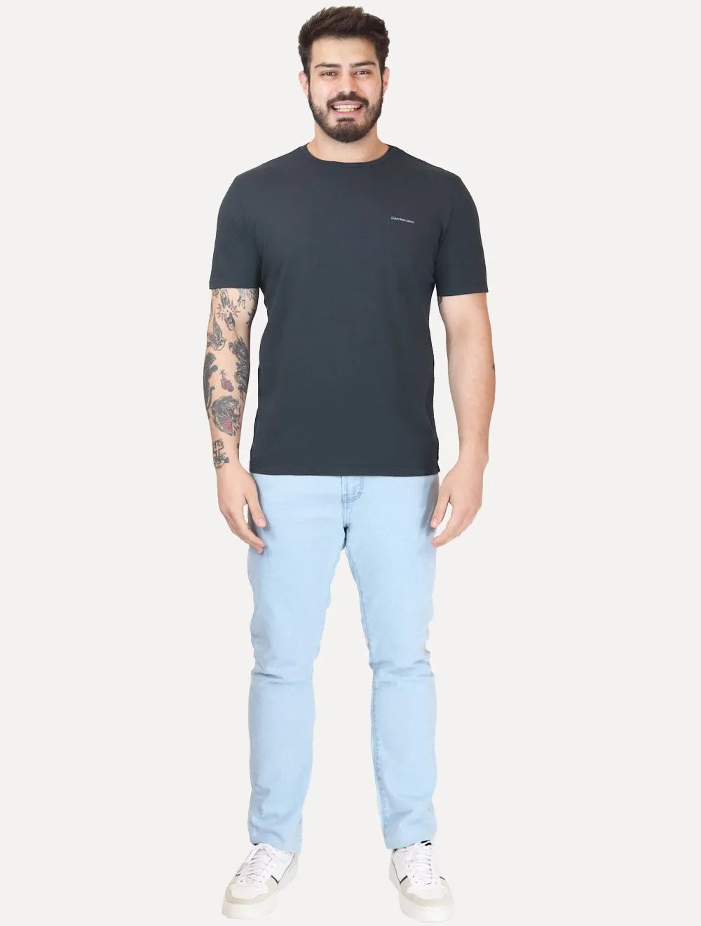 Camiseta Calvin Klein Jeans Light New Logo Azul Marinho
