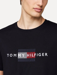 Camiseta Tommy Hilfiger Masculina Regular Flag Embro Azul Marinho