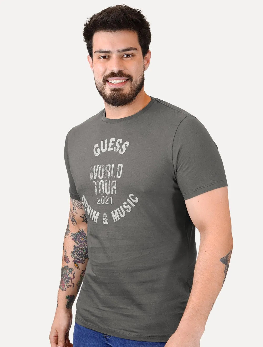 Camiseta Guess Masculina World Tour 2021 Grafite