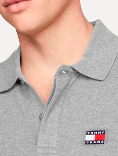 Polo Tommy Jeans Masculina Regular Heather XS Badge Cinza Mescla
