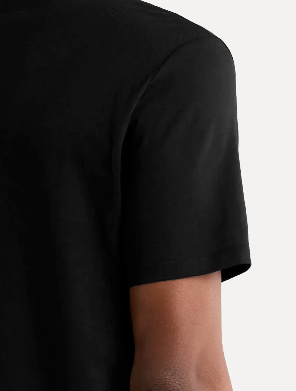 Camiseta Calvin Klein Masculina Cotton Friso Gola CK Logo Bordado Preta
