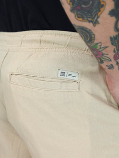 Bermuda King & Joe Masculina Tradicional Linho Caqui Claro