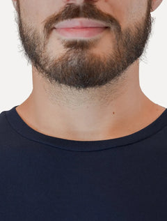 Camiseta Tommy Hilfiger Brand Love Chest Tee Azul Marinho