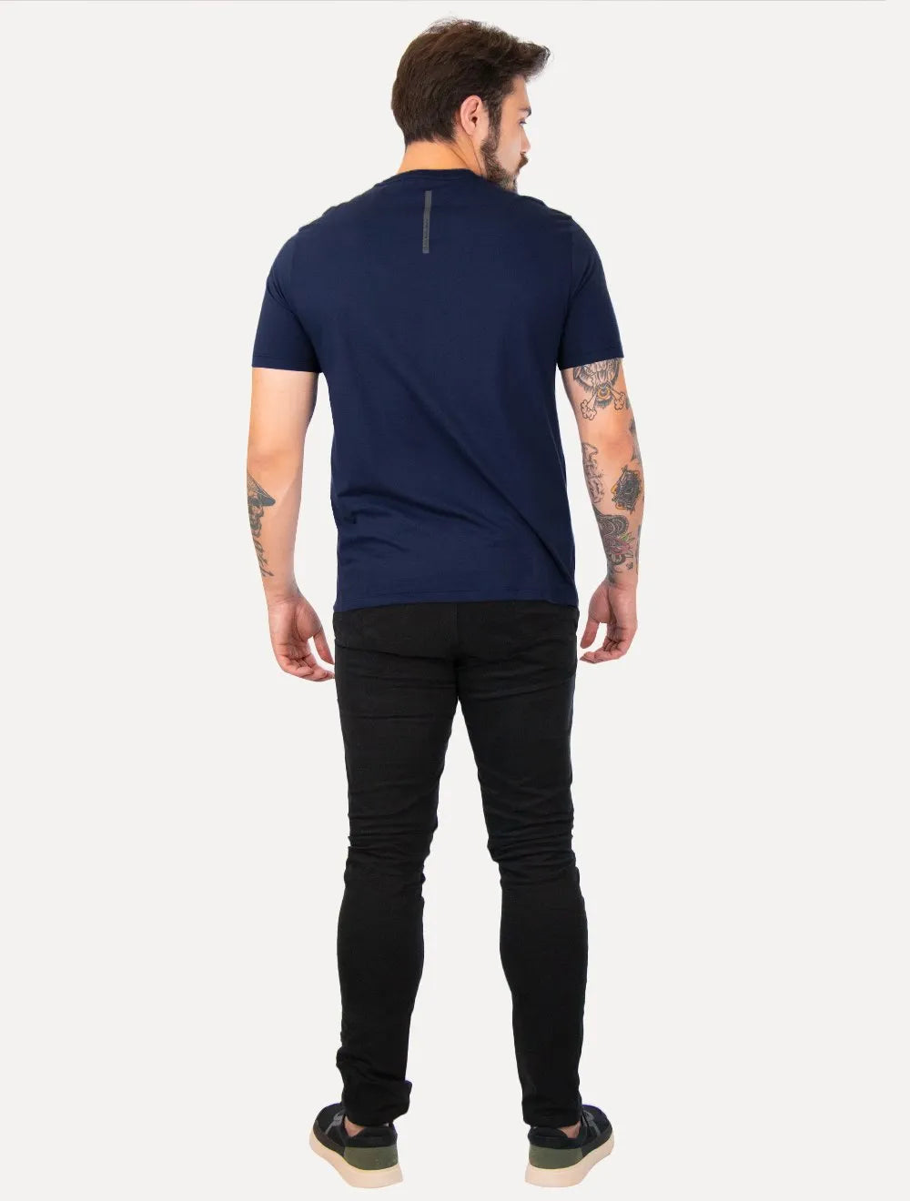 Camiseta Calvin Klein Jeans Masculina Gola V Dark Square Azul Marinho