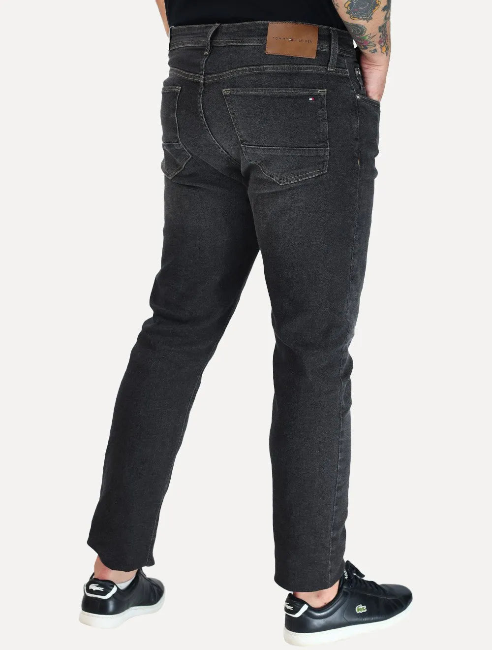 Calça Tommy Hilfiger Jeans Masculina Regular Fit Mercer Arcade Grey Cinza Escuro