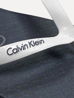 Chinelo Calvin Klein Swimwear Silk Waves Logo Azul Marinho