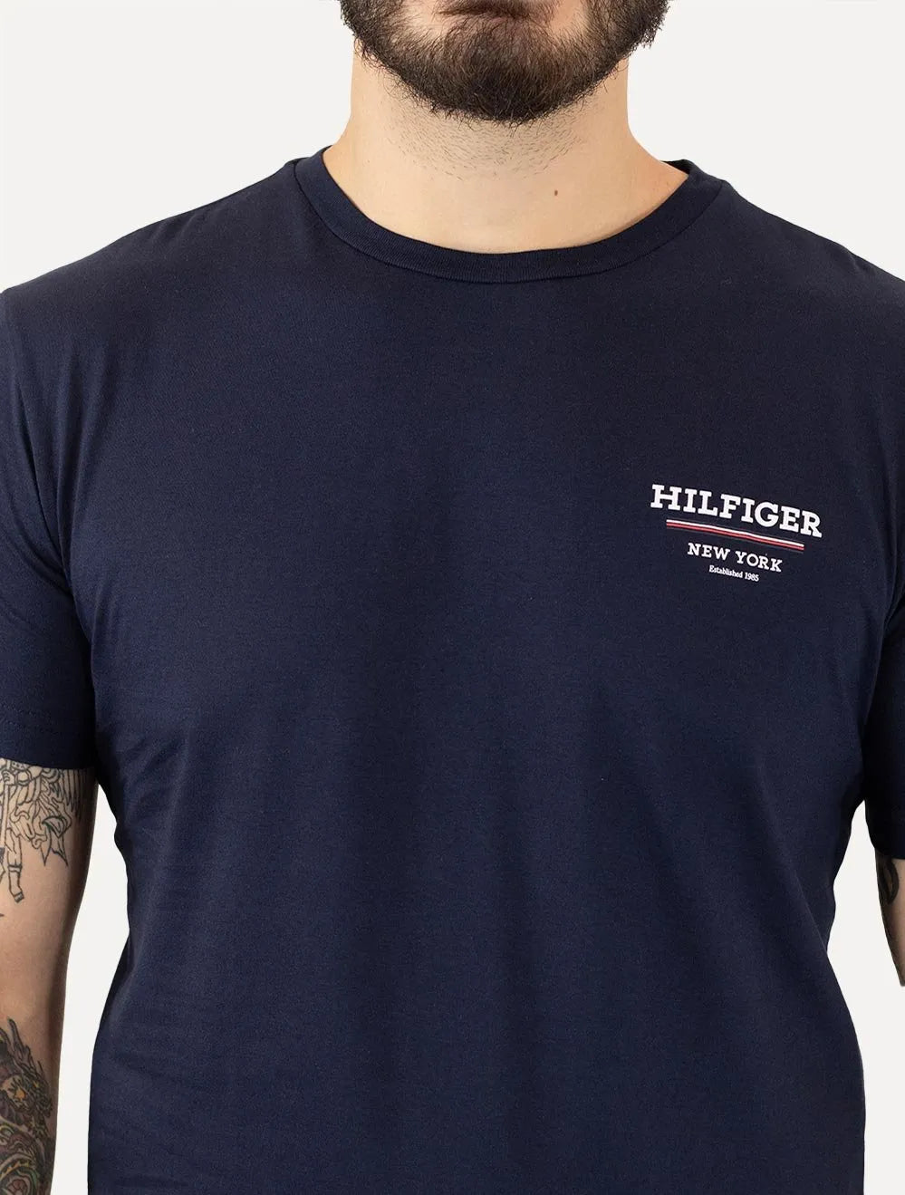 Camiseta Tommy Hilfiger Masculina Regular Global Stripe Azul Marinho