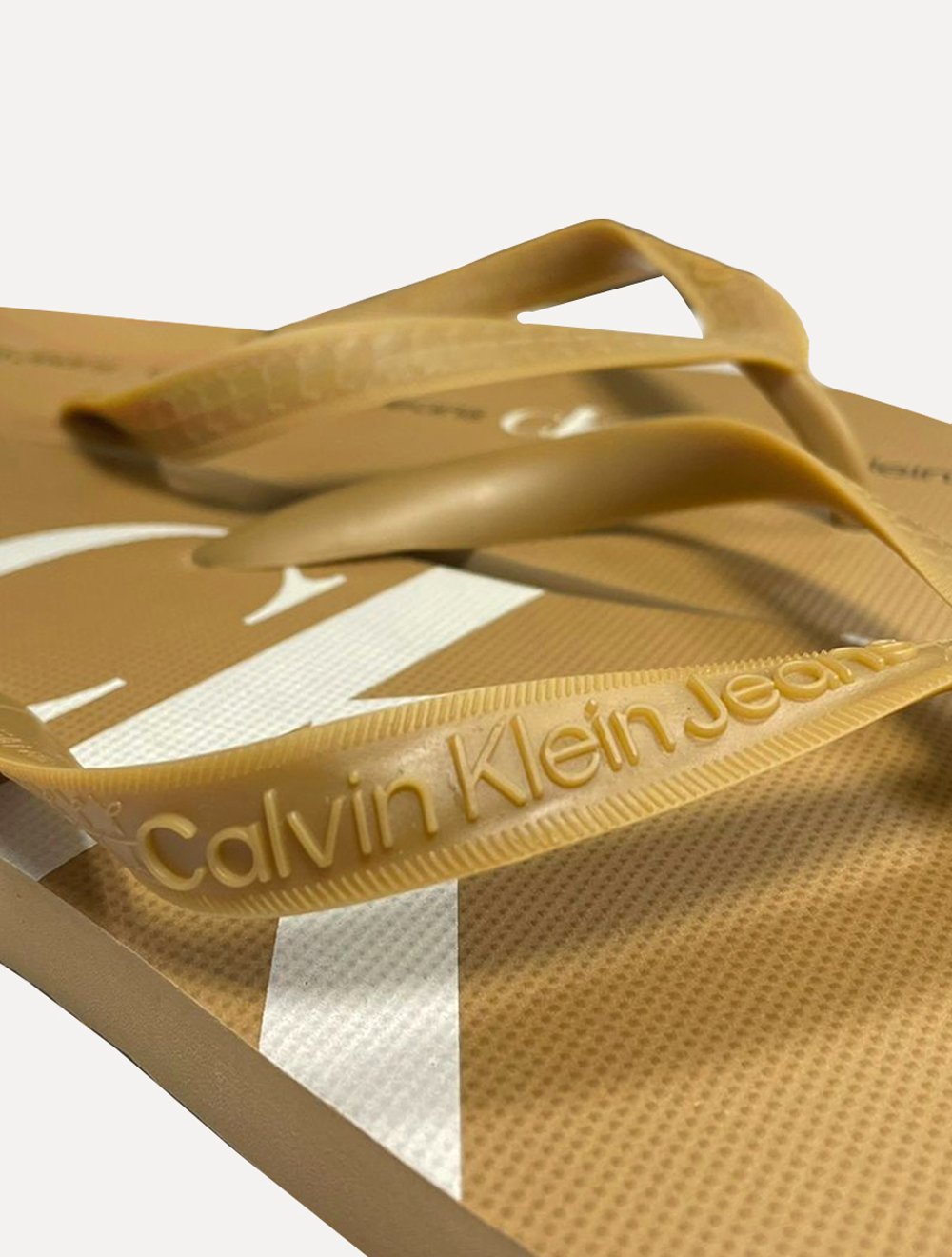 Chinelo Calvin Klein Jeans Logo Flow White Cáqui