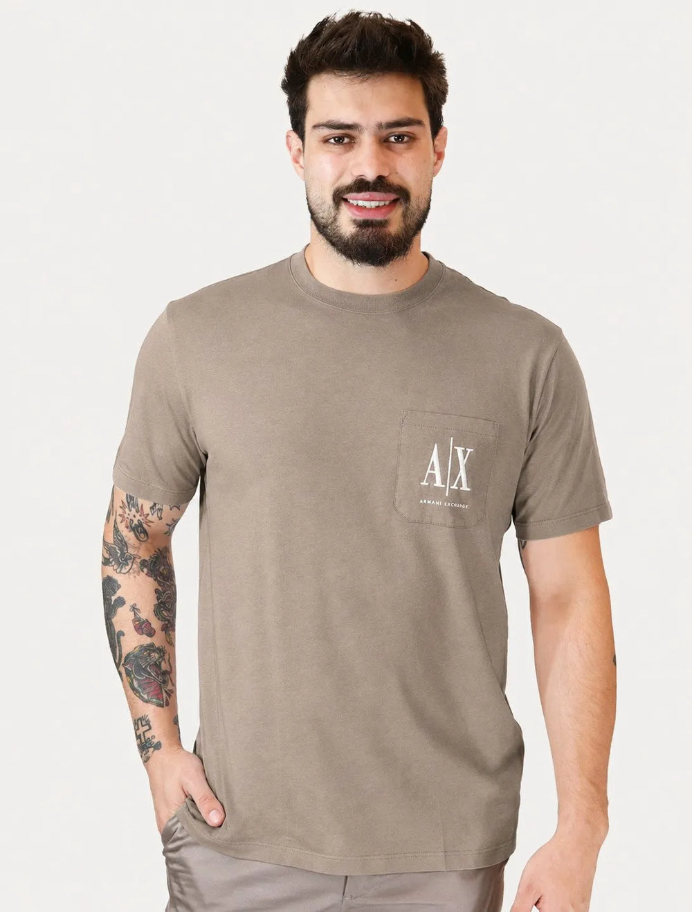 Camiseta Armani Exchange Masculina Regular Fit Pocket AX Logo Cáqui