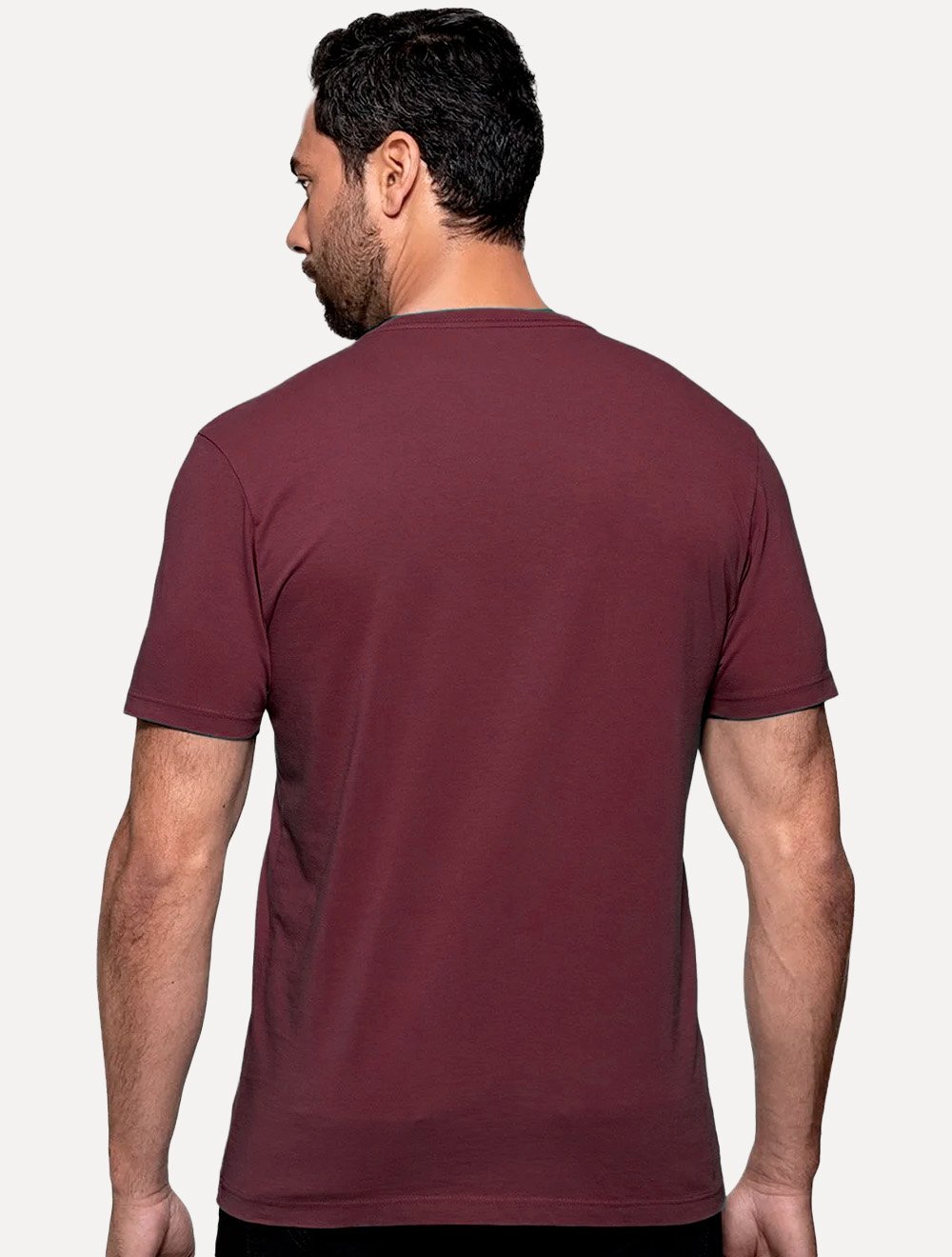 Camiseta Guess Masculina Patch Logo Bordô