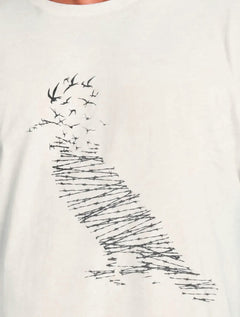 Camiseta Reserva Masculina Pica-Pau Livre Pra Ser Off White