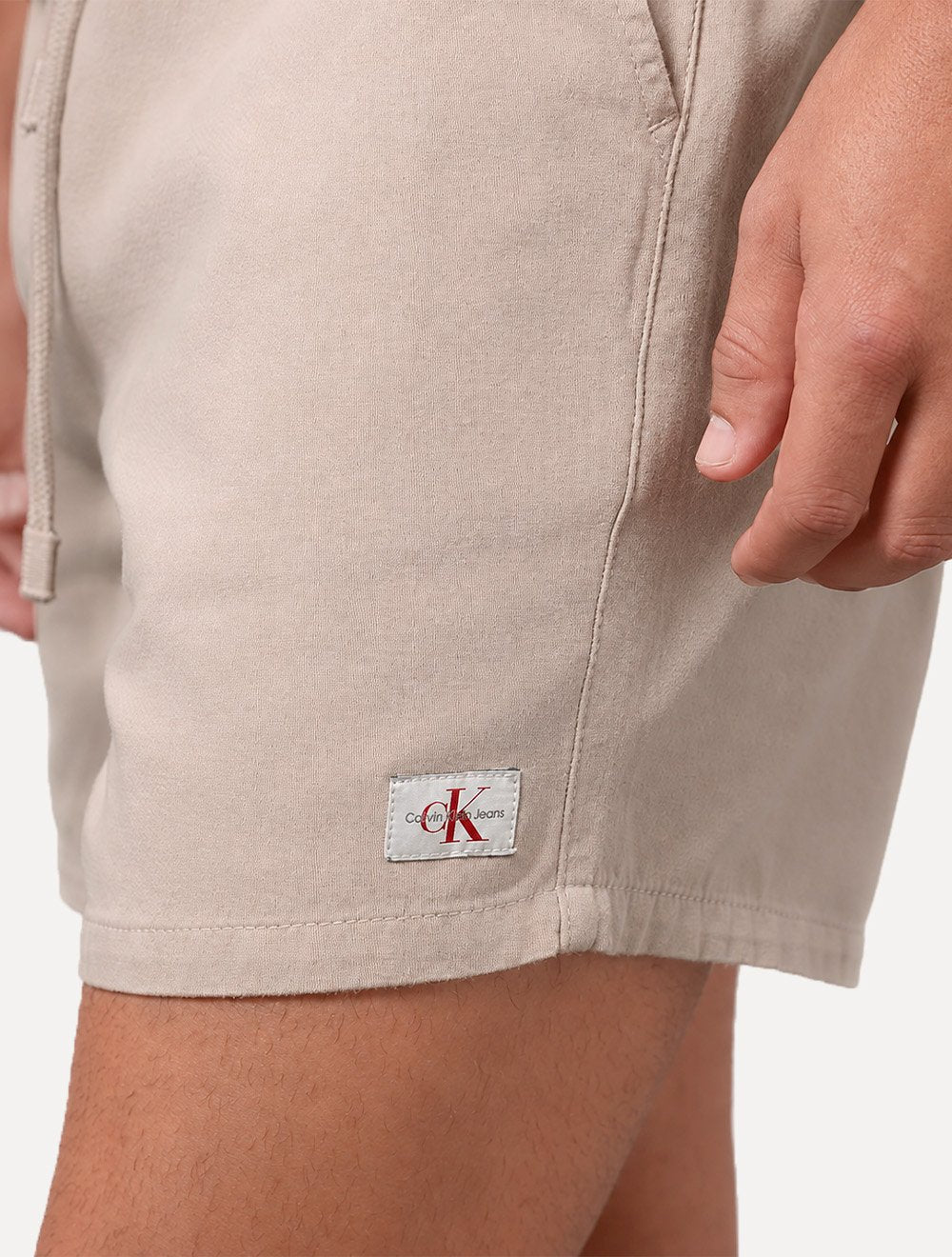 Short Calvin Klein Jeans Masculino Color Cós Elástico Black Logo Cáqui Claro
